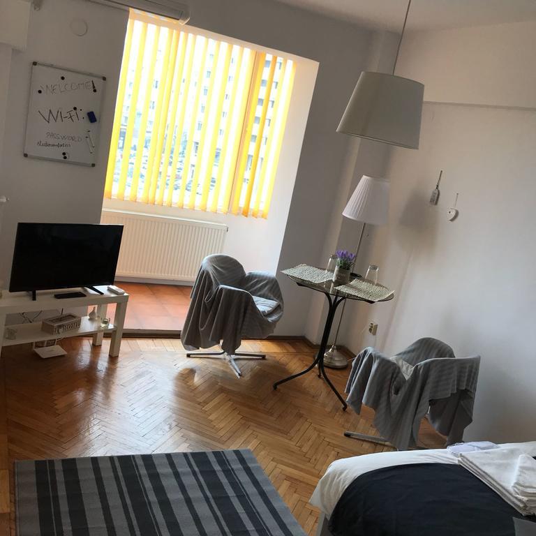 Studio Confort Boekarest Buitenkant foto